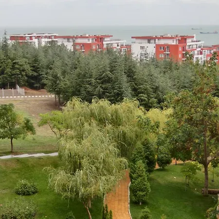 Sea View Crown On Complex With Pools And Beach, Apartament *