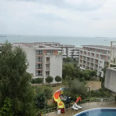 Sea View Crown On Complex With Pools And Beach, Apartment *